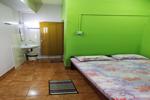 Standard Double Bed